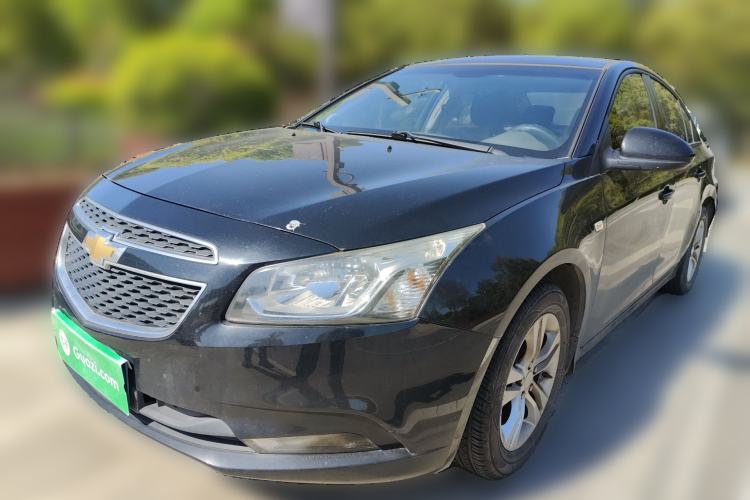 Used Chevrolet Cruze 2015 1.5L Classic SE AT Front Left 45 Deg