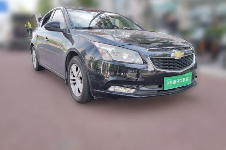 Used Chevrolet Cruze 2015 1.5L Classic SE AT Front Right 45 Deg