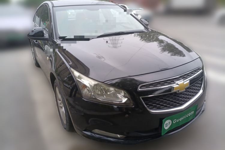 Used Chevrolet Cruze 2015 1.5L Classic SE AT Front Right 45 Deg