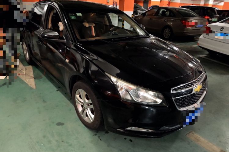 Used Chevrolet Cruze 2015 1.5L Classic SE AT Front Right 45 Deg