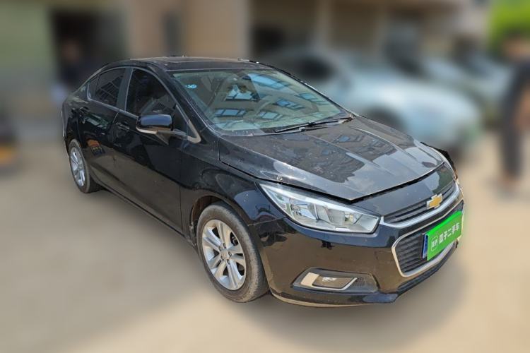 Used Chevrolet Cruze 2015 1.5L Manual Elite Edition Front Right 45 Deg