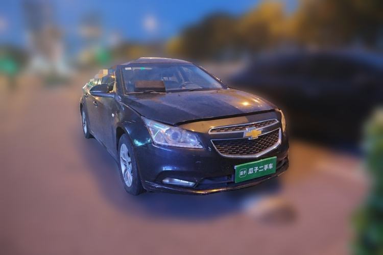 Used Chevrolet Cruze 2015 1.5L Classic SE AT Front Right 45 Deg