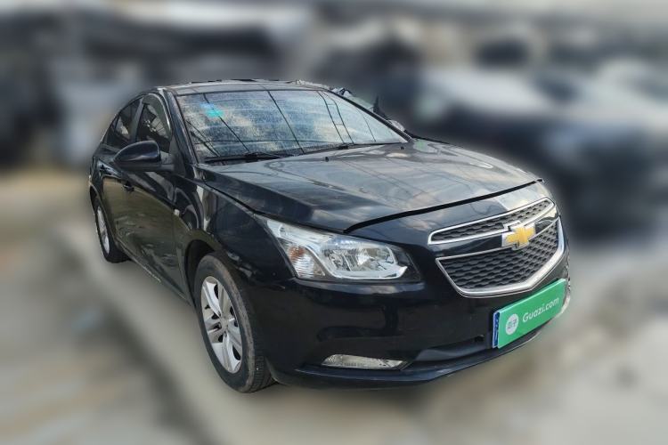 Used Chevrolet Cruze 2015 1.5L Classic SE AT Front Right 45 Deg