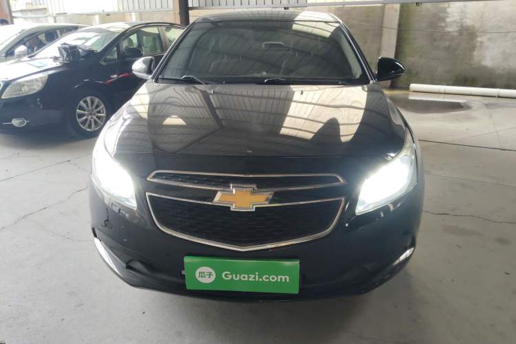 Used Chevrolet Cruze 2015 1.5L Classic SL MT Front