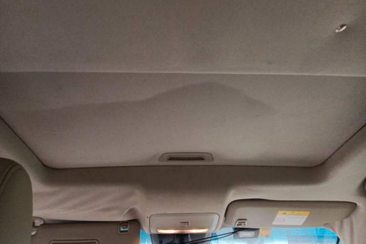 Used Chevrolet Cruze 2015 1.5L Classic SE MT Headliner