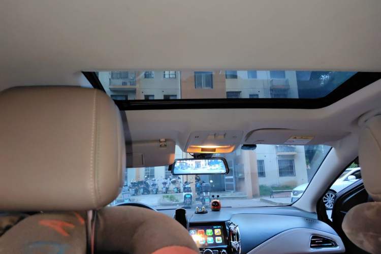 Used Chevrolet Cruze 2015 1.5L Automatic Luxury Edition Headliner