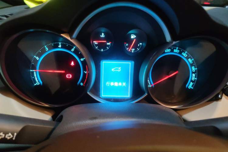Used Chevrolet Cruze 2015 1.5L Classic SE AT Instrument Cluster
