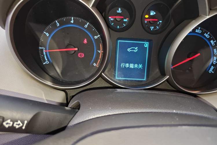 Used Chevrolet Cruze 2015 1.5L Classic SE AT Instrument Cluster