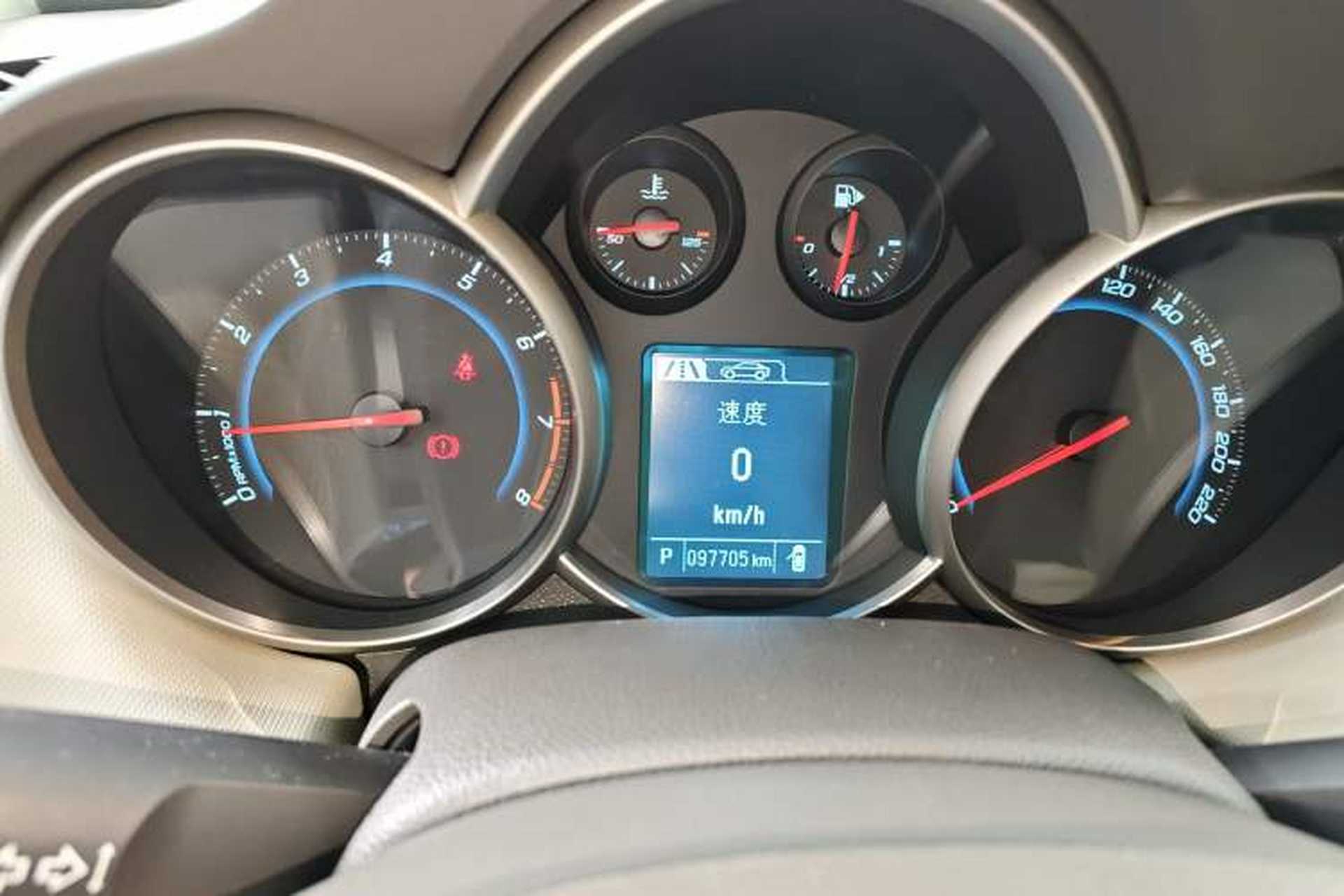Used Chevrolet Cruze 2015 1.5L Classic SE AT Instrument Cluster