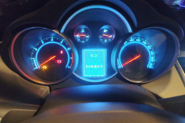 Used Chevrolet Cruze 2015 1.5L Classic SE MT Instrument Cluster
