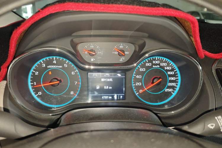 Used Chevrolet Cruze 2015 1.5L Automatic Luxury Edition Instrument Cluster