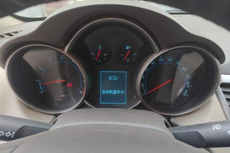Used Chevrolet Cruze 2015 1.5L Classic SE MT Instrument Cluster