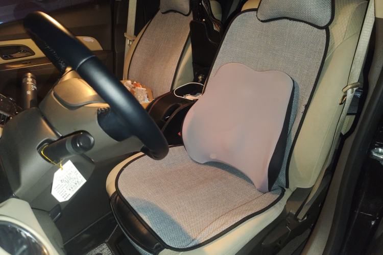 Used Chevrolet Cruze 2015 1.5L Classic SE MT Left Front Seat