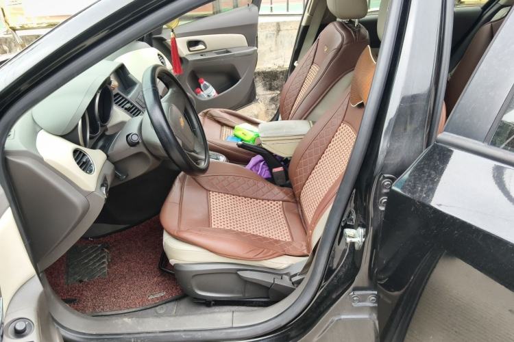Used Chevrolet Cruze 2015 1.5L Classic SE AT Left Front Seat