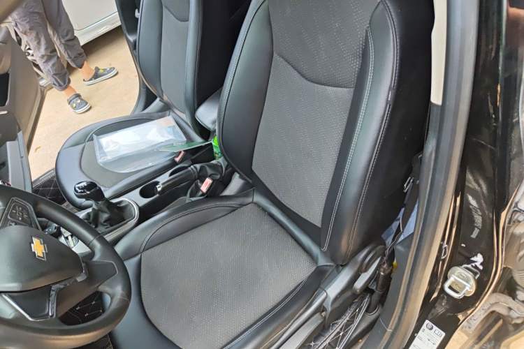 Used Chevrolet Cruze 2015 1.5L Manual Elite Edition Left Front Seat