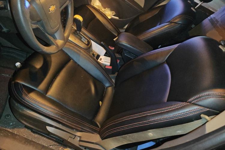 Used Chevrolet Cruze 2015 1.5L Classic SE AT Left Front Seat