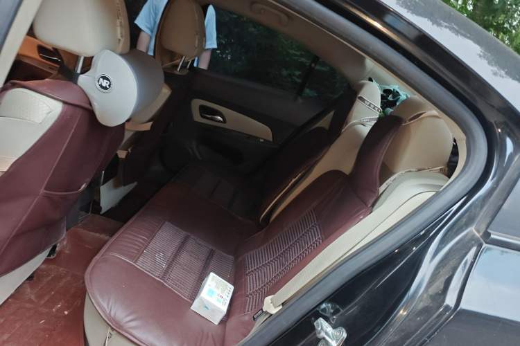 Used Chevrolet Cruze 2015 1.5L Classic SL MT Left Rear Seat