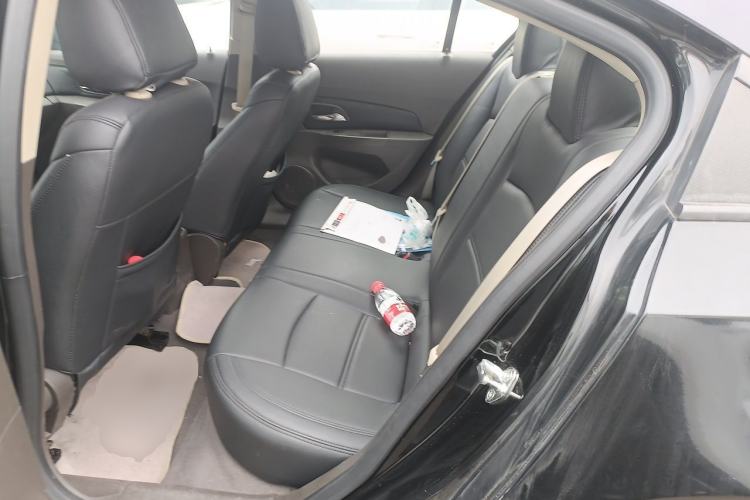 Used Chevrolet Cruze 2015 1.5L Classic SE MT Left Rear Seat