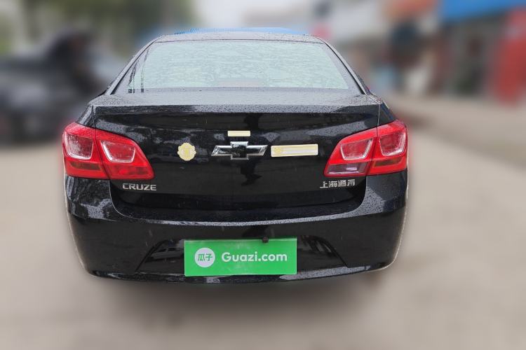 Used Chevrolet Cruze 2015 1.5L Classic SE MT Rear