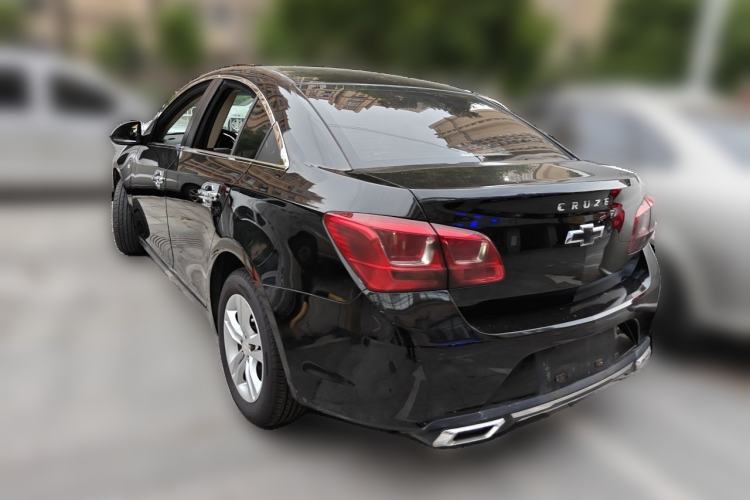 Used Chevrolet Cruze 2015 1.5L Classic SE AT Rear Left 45 Deg