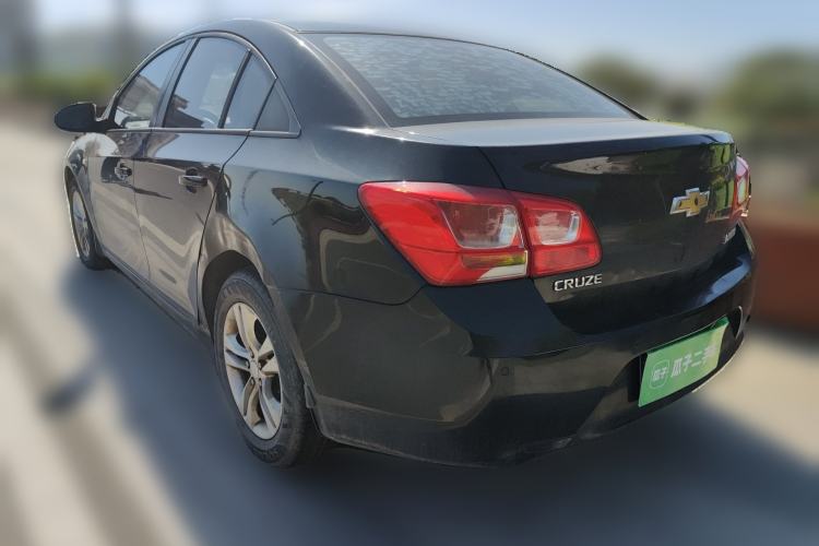 Used Chevrolet Cruze 2015 1.5L Classic SE AT Rear Left 45 Deg