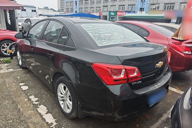 Used Chevrolet Cruze 2015 1.5L Classic SE MT Rear Left 45 Deg