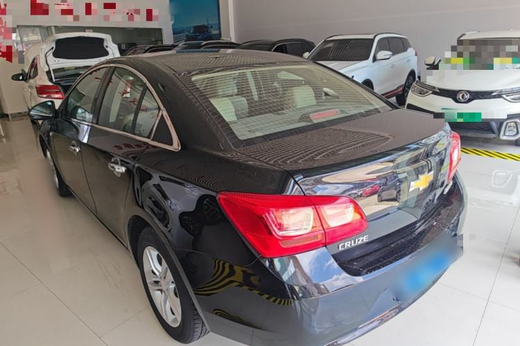 Used Chevrolet Cruze 2015 1.5L Classic SE MT Rear Left 45 Deg