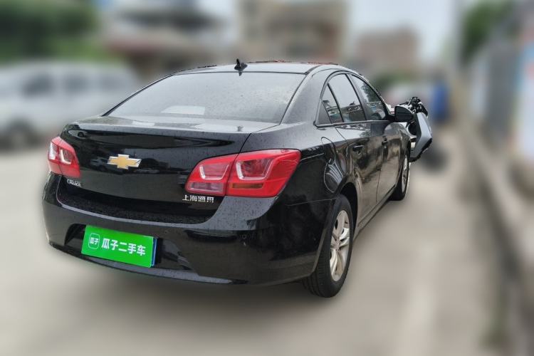 Used Chevrolet Cruze 2015 1.5L Classic SE AT Rear Right 45 Deg