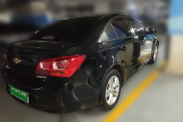 Used Chevrolet Cruze 2015 1.5L Classic SE MT Rear Right 45 Deg