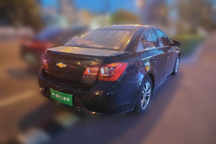 Used Chevrolet Cruze 2015 1.5L Classic SE AT Rear Right 45 Deg