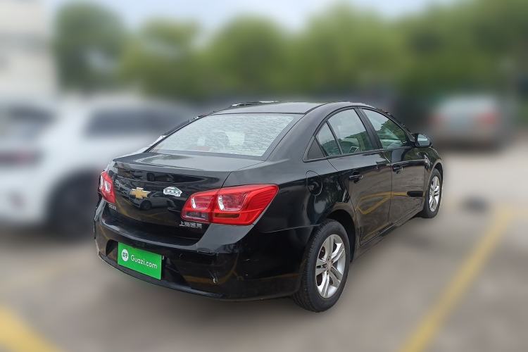 Used Chevrolet Cruze 2015 1.5L Classic SE MT Rear Right 45 Deg