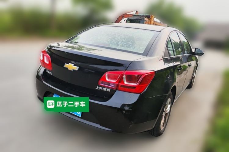 Used Chevrolet Cruze 2015 1.5L Classic SE AT Rear Right 45 Deg