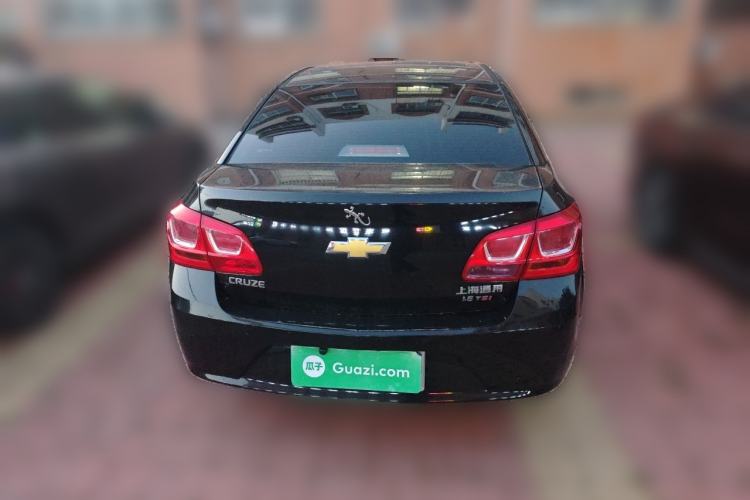 Used Chevrolet Cruze 2015 1.5L Classic SL MT Rear