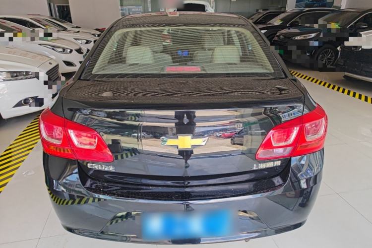 Used Chevrolet Cruze 2015 1.5L Classic SE MT Rear