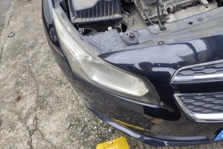 Used Chevrolet Cruze 2015 1.5L Classic SE MT Right Front Headlight