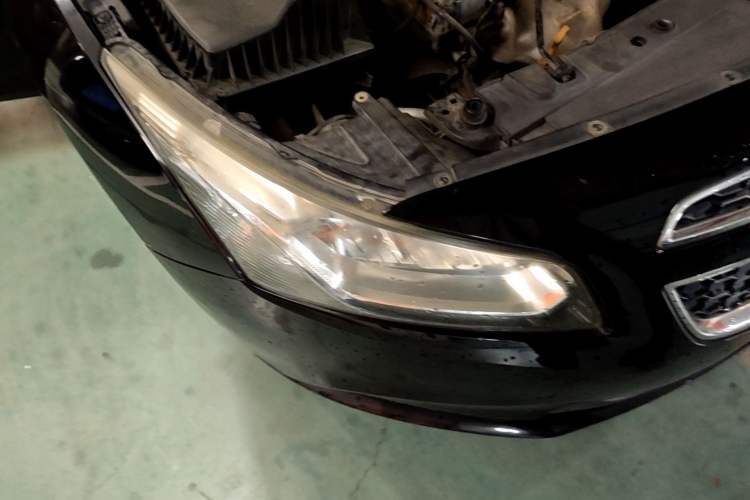 Used Chevrolet Cruze 2015 1.5L Classic SE AT Right Front Headlight