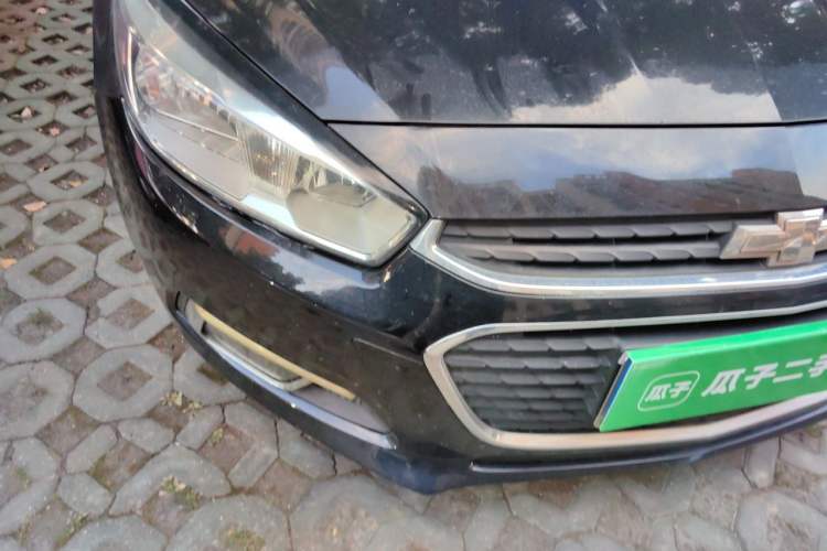 Used Chevrolet Cruze 2015 1.5L Automatic Luxury Edition Right Front Headlight