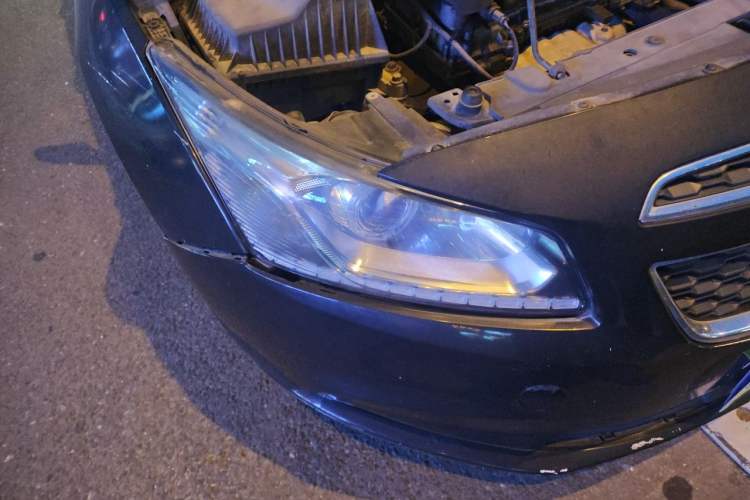 Used Chevrolet Cruze 2015 1.5L Classic SE AT Right Front Headlight