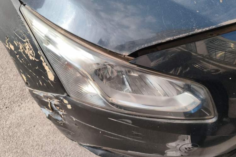 Used Chevrolet Cruze 2015 1.5L Classic SE AT Right Front Headlight