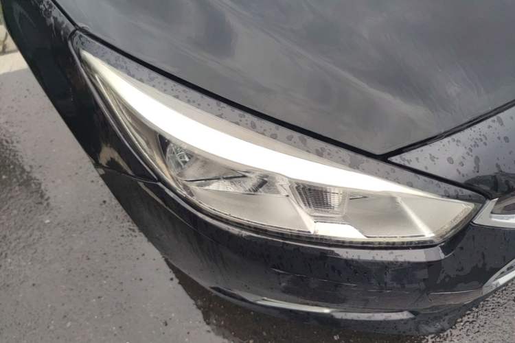 Used Chevrolet Cruze 2015 1.5L Automatic Luxury Edition Right Front Headlight