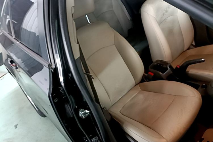 Used Chevrolet Cruze 2015 1.5L Classic SE AT Right Front Seat