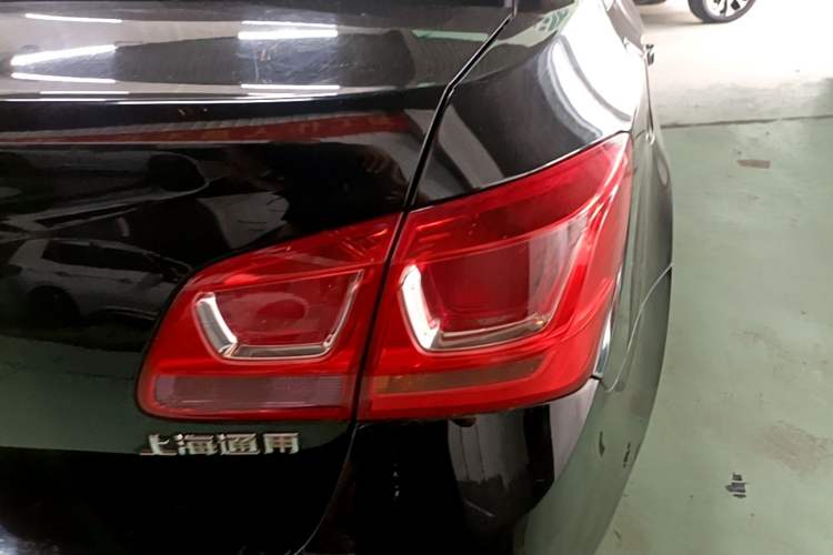 Used Chevrolet Cruze 2015 1.5L Classic SE AT Right Rear Taillight