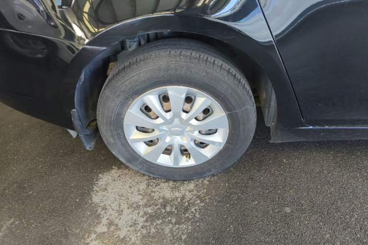 Used Chevrolet Cruze 2015 1.5L Classic SL MT Right Rear Wheel Hub