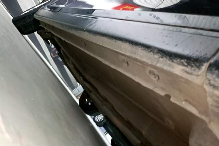 Used Chevrolet Cruze 2015 1.5L Classic SE AT Right Side Sill