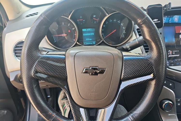 Used Chevrolet Cruze 2015 1.5L Classic SE AT Steering Wheel
