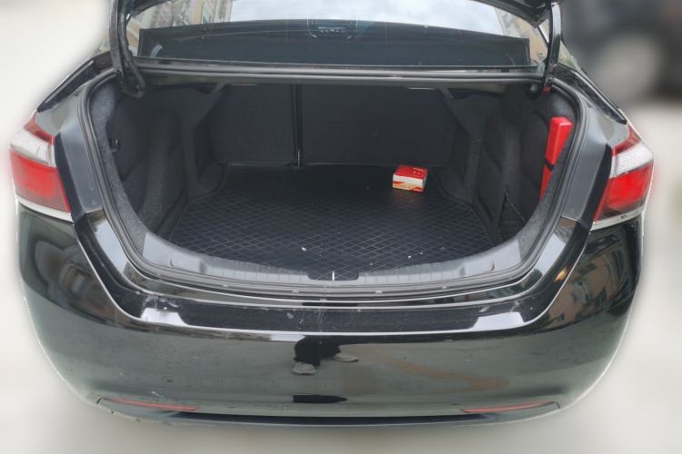 Used Chevrolet Cruze 2015 1.5L Manual Elite Edition Trunk