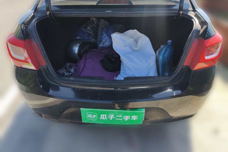 Used Chevrolet Cruze 2015 1.5L Classic SE AT Trunk