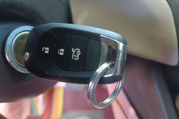 Used Chevrolet Cruze 2015 1.5L Automatic Luxury Edition Vehicle Key