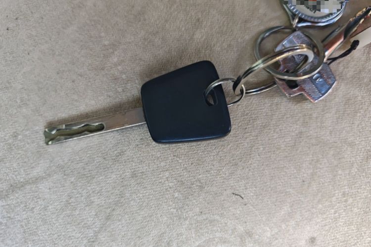 Used Chevrolet Cruze 2015 1.5L Automatic Fashion Navigation Edition Vehicle Key