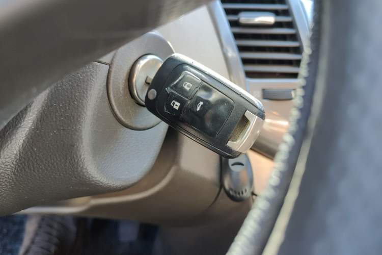 Used Chevrolet Cruze 2015 1.5L Classic SE AT Vehicle Key